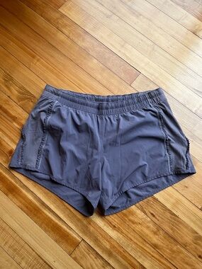 Lululemon Purple Run Speed Shorts Ruffle Detail Lined Women's Sz 8 Reflective